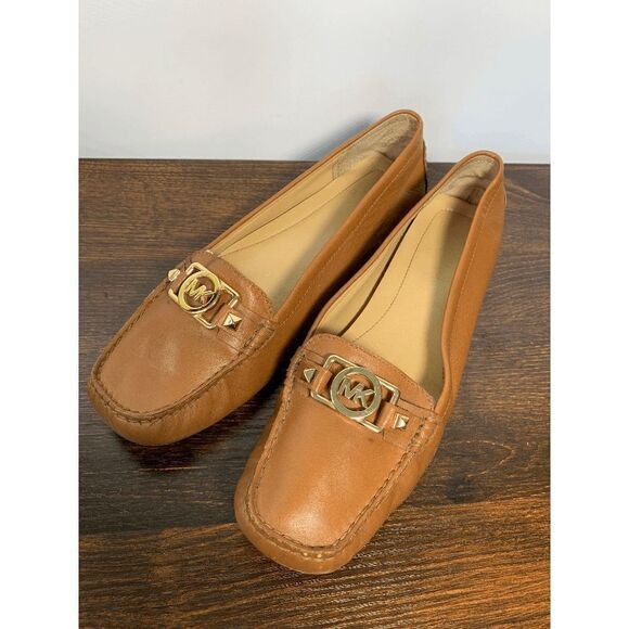 Michael Kors Womens Slip On Leather Flat Shoe Tan Size 10 - Picture 1 of 14